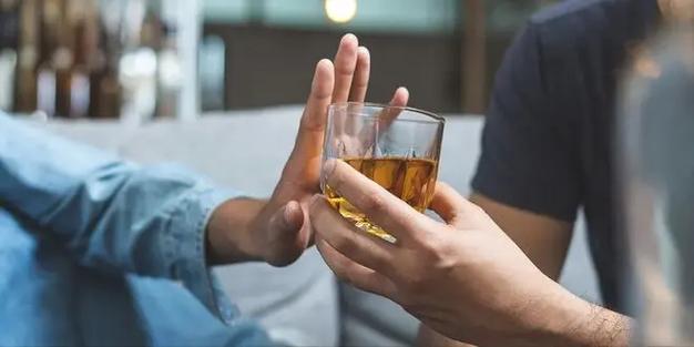 Quit Drinking – Every Day Without Alcohol Lowers Cancer Risk